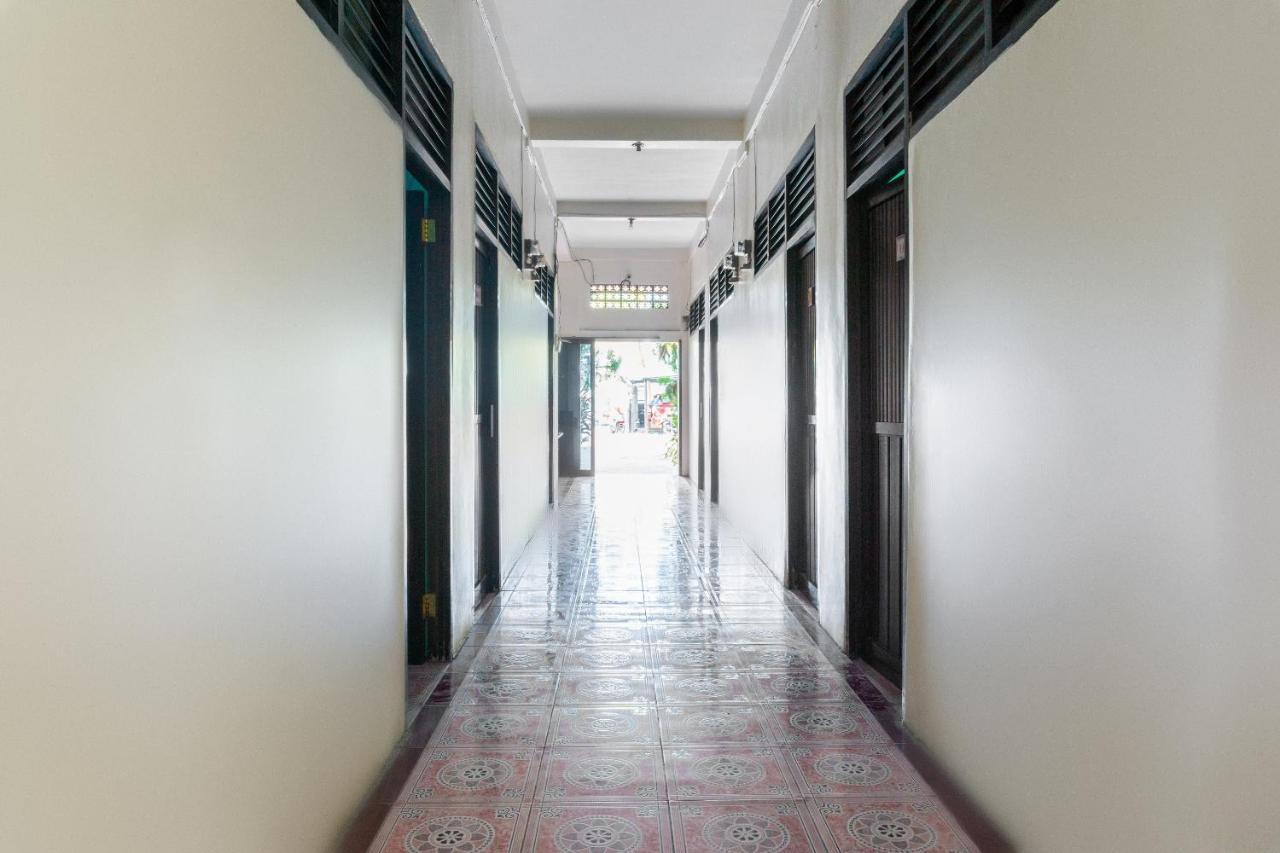 Oyo 3095 Semarapura Homestay Makassar Ngoại thất bức ảnh