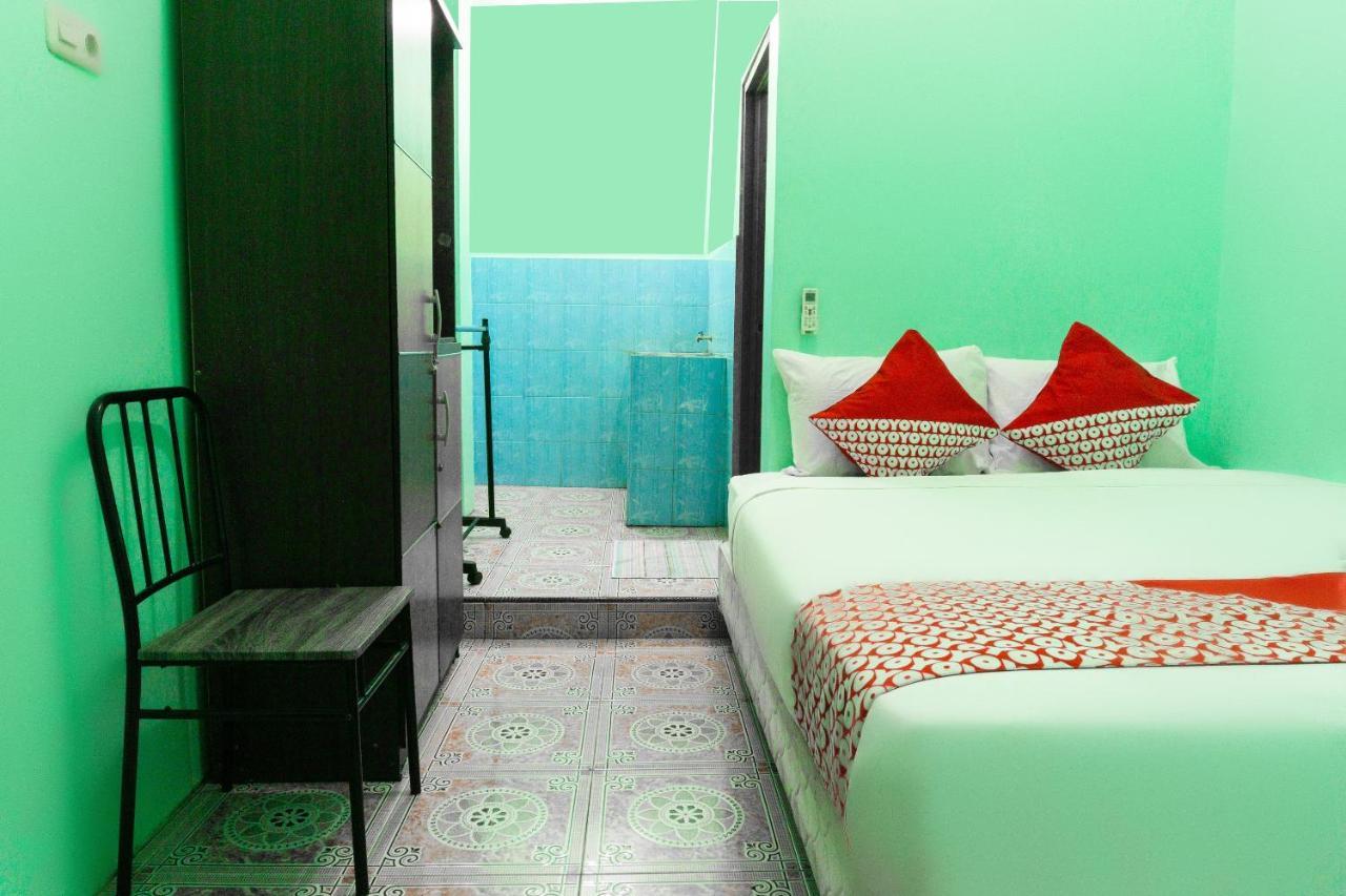 Oyo 3095 Semarapura Homestay Makassar Ngoại thất bức ảnh