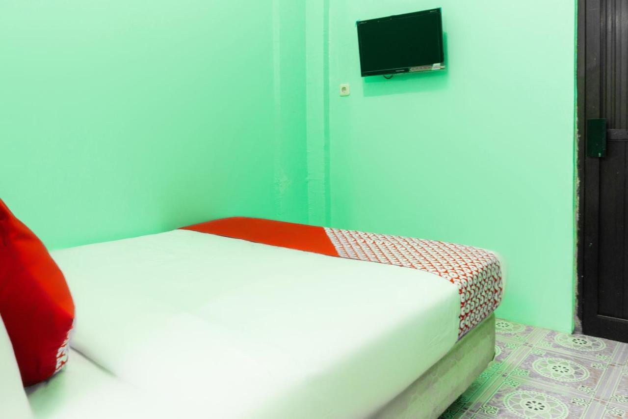 Oyo 3095 Semarapura Homestay Makassar Ngoại thất bức ảnh
