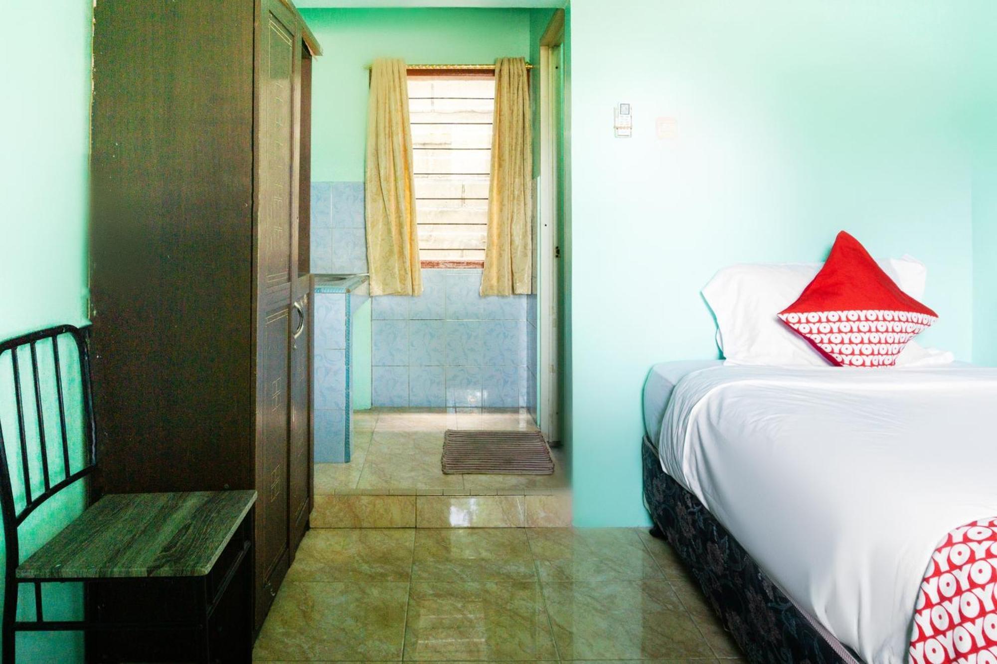 Oyo 3095 Semarapura Homestay Makassar Ngoại thất bức ảnh